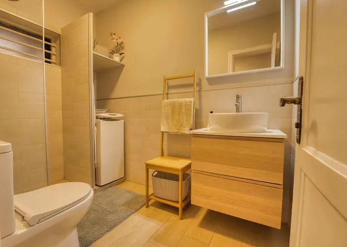 Estudio Con Terraza Y Vistas Espectaculares Ov302 Адехе